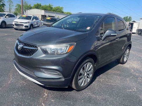Used 2017 Buick Encore Preferred image 2
