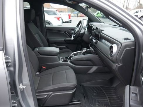 Used 2023 Chevrolet Colorado LT w/ LT Convenience Package image 24