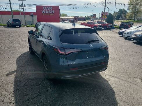 Used 2024 Honda HR-V Sport image 4