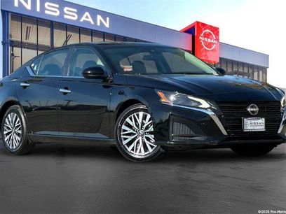 Certified 2023 Nissan Altima 2.5 SV