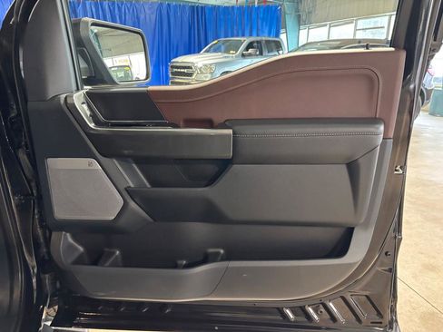 Used 2023 Ford F150 Lariat w/ Equipment Group 502A High image 16