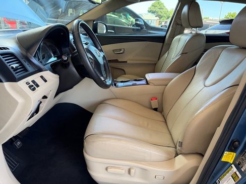 Used 2012 Toyota Venza Limited w/ Tow Pkg AWD/4WD image 5