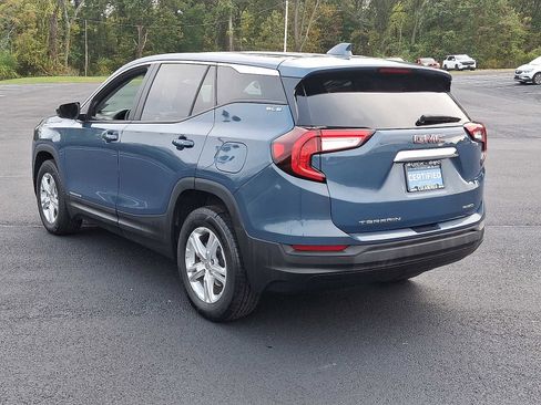 Certified 2024 GMC Terrain SLE image 4