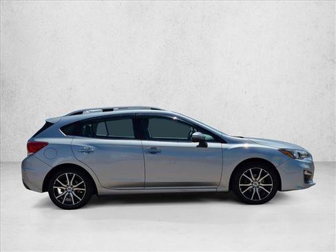 Used 2017 Subaru Impreza 2.0i Limited AWD/4WD image 4