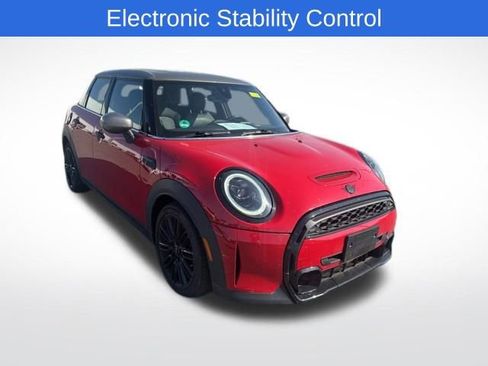 Used 2022 MINI Cooper S FWD image 8