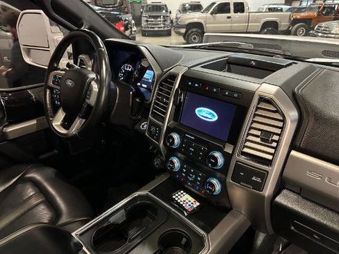 Used 2021 Ford F250 Platinum AWD/4WD image 30