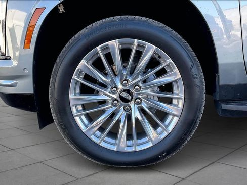 Used 2025 Cadillac Escalade ESV Premium Luxury w/ LPO, Floor Liner Package image 11