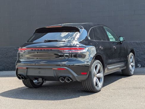 New 2025 Porsche Macan image 9