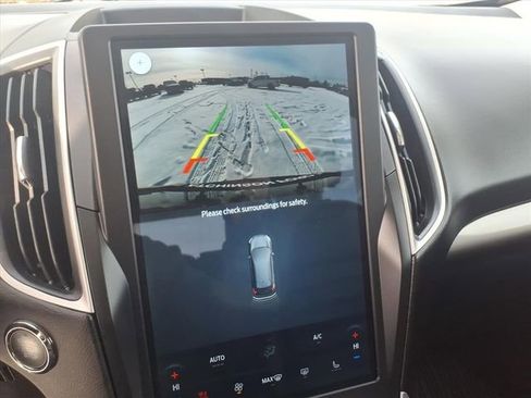 Certified 2024 Ford Edge SEL w/ Convenience Package image 21