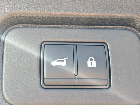 New 2026 Nissan Rogue SV image 14