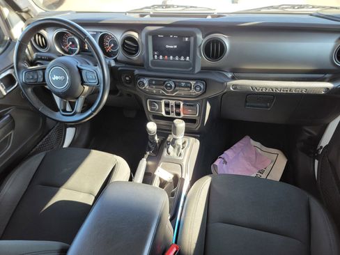 Certified 2020 Jeep Wrangler Unlimited Sport S image 34