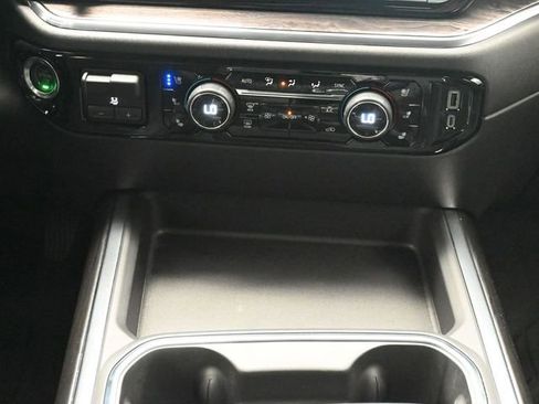 Used 2025 Chevrolet Silverado 2500 LTZ w/ LTZ Convenience Package image 24