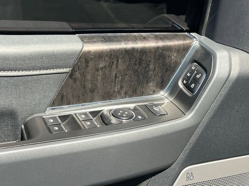 Used 2023 Ford F250 Lariat w/ Lariat Ultimate Package AWD/4WD image 27