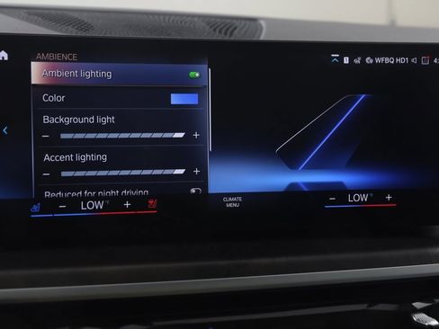 Used 2023 BMW X7 xDrive40i w/ Premium Package image 40