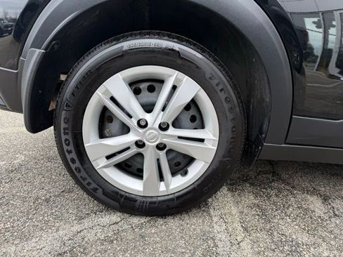 Used 2025 Nissan Kicks Play S image 13