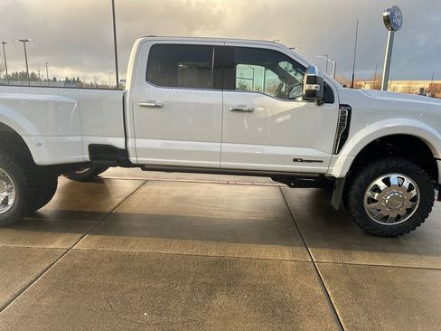 Used 2026 Ford F450 King Ranch w/ FX4 Off-Road Package image 5