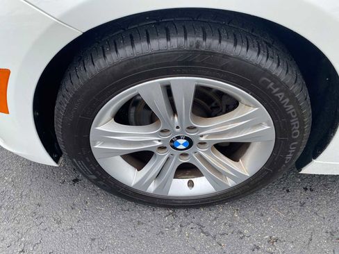 Used 2017 BMW 330i Sedan RWD image 35