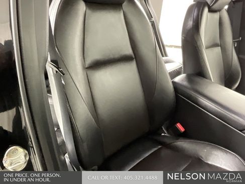 Used 2022 MAZDA MAZDA3 s image 27