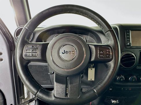 Used 2017 Jeep Wrangler Sport image 18