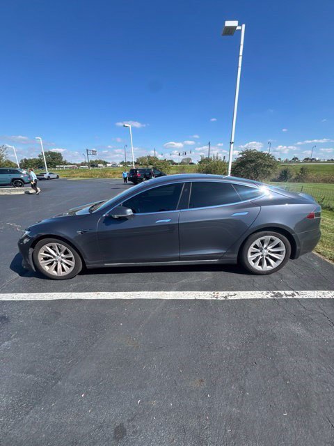 Used 2017 Tesla Model S 60 RWD image 8