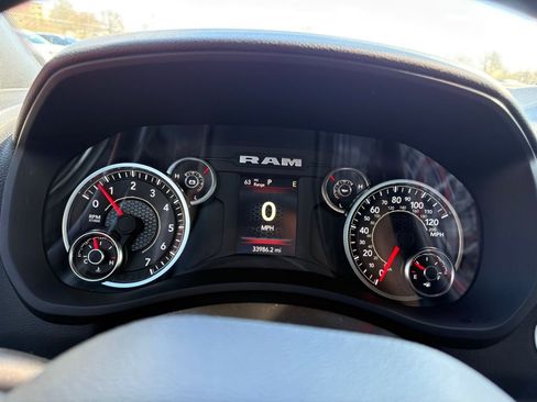 Used 2024 RAM 2500 Big Horn AWD/4WD image 29