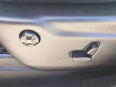 Used 2020 Dodge Durango GT w/ Blacktop Package image 21