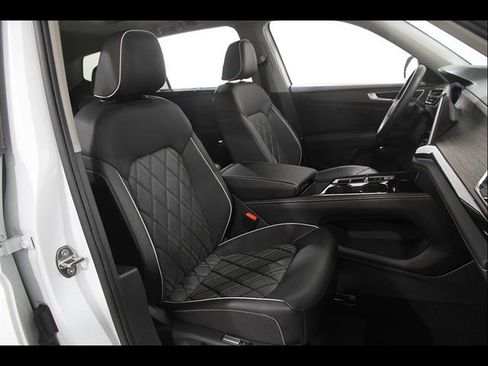 Certified 2026 Volkswagen Atlas SEL Premium R-Line AWD/4WD image 18