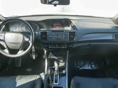 Used 2017 Honda Accord Sport Special Edition image 11