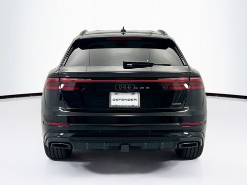Used 2025 Audi Q8 Premium Plus image 6