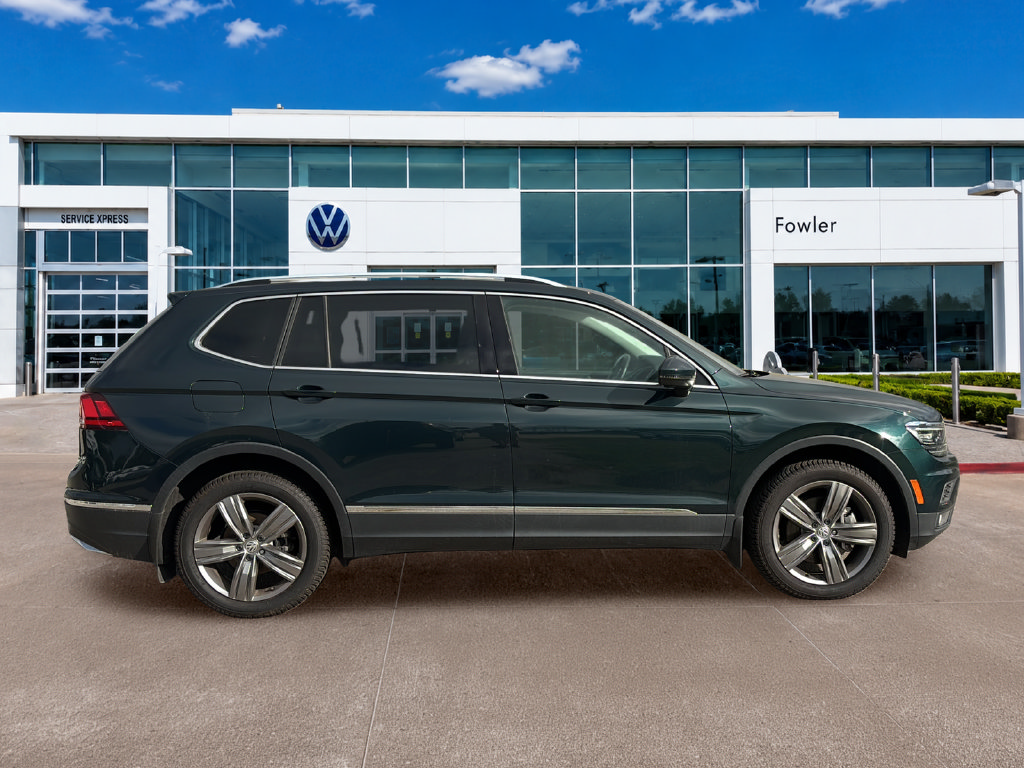 Used 2018 Volkswagen Tiguan SEL Premium AWD/4WD image 4