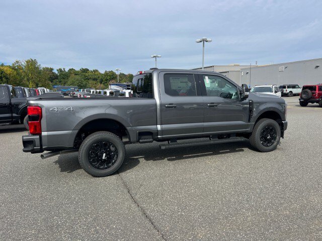 New 2027 Ford F250 XLT w/ XLT Premium Package AWD/4WD image 6