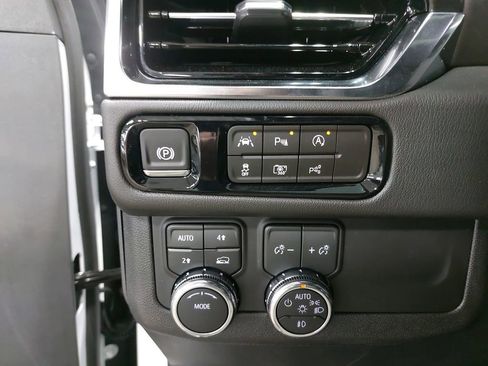 New 2026 GMC Yukon XL Denali w/ Sun & Power Step Package image 26