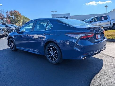 Certified 2024 Toyota Camry SE image 4