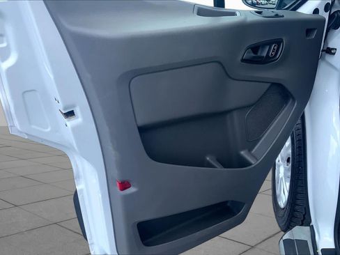 Certified 2025 Ford Transit 250 Low Roof w/ Exterior Upgrade Package RWD image 20