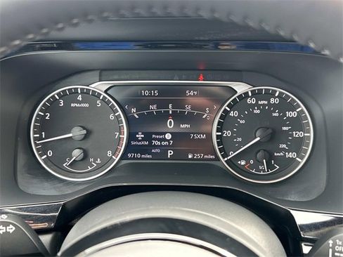 Used 2025 Nissan Pathfinder SL image 33