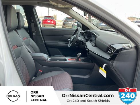 New 2026 Nissan Kicks SR w/ SR Premium Package image 11