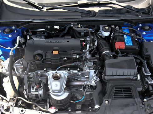 Used 2024 Honda Civic Sport image 40