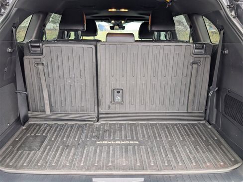 Used 2021 Toyota Highlander XSE image 33