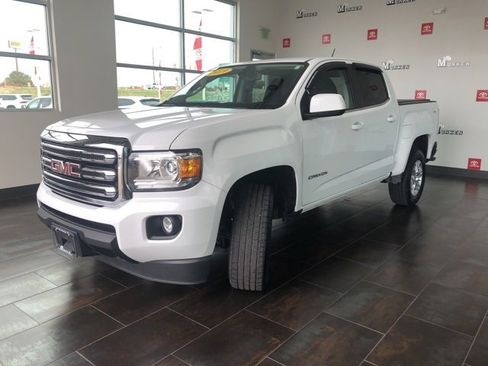 Used 2019 GMC Canyon SLE image 3