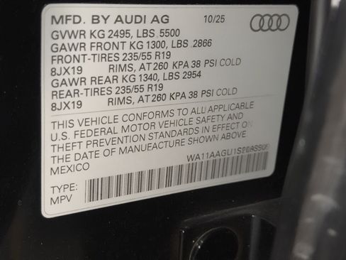 Certified 2025 Audi Q5 Premium w/ 19" Wheel Package AWD/4WD image 27