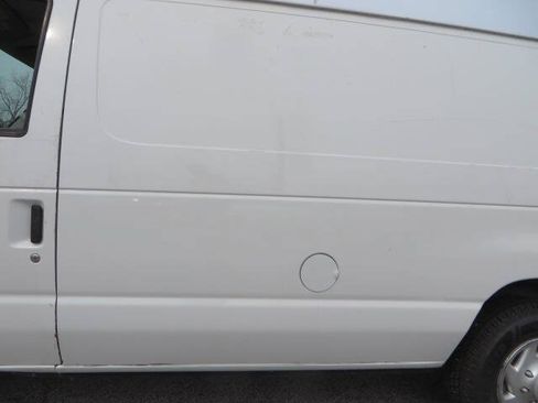 Used 2014 Ford E-150 and Econoline 150 RWD image 38