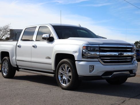 Used 2017 Chevrolet Silverado 1500 High Country image 7