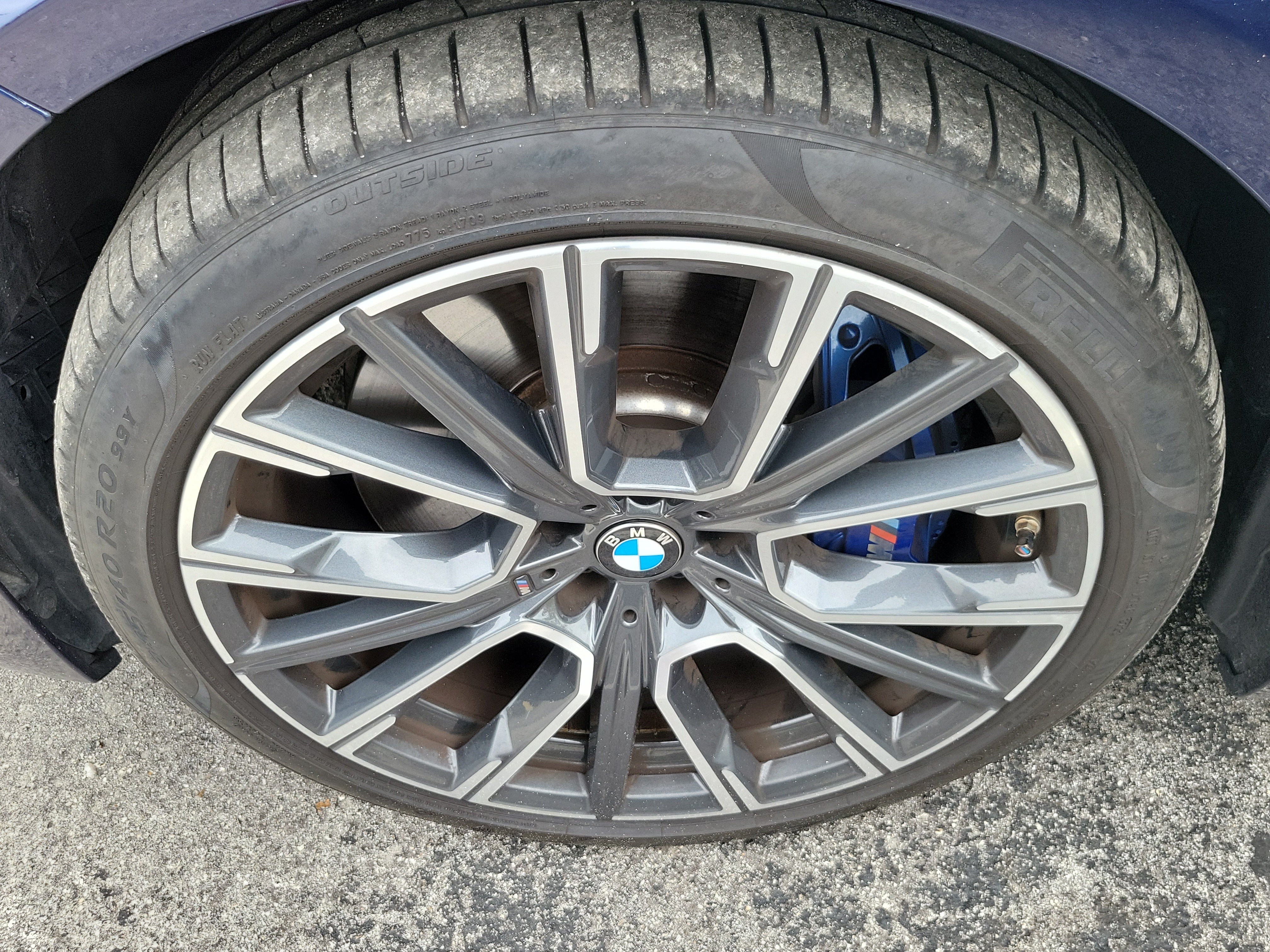 Used 2022 BMW 750i xDrive w/ Executive Package AWD/4WD image 7