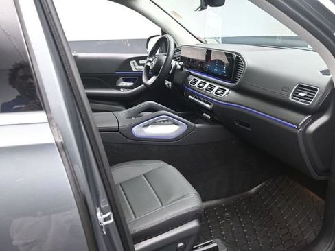 Certified 2026 Mercedes-Benz GLS 450 4MATIC image 29
