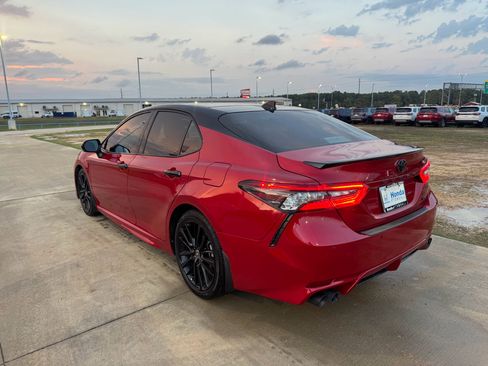 Used 2023 Toyota Camry XSE image 6