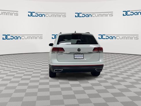 Used 2023 Volkswagen Atlas SE w/ Panoramic Sunroof Package FWD image 7