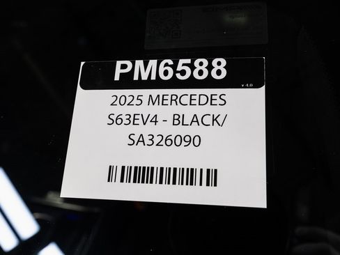 Used 2025 Mercedes-Benz S 63 AMG S image 42
