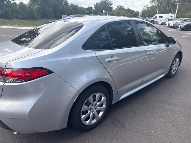 Used 2024 Toyota Corolla LE FWD image 3