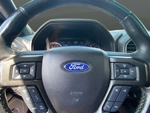Used 2020 Ford Expedition Limited w/ Special Edition Package AWD/4WD image 16