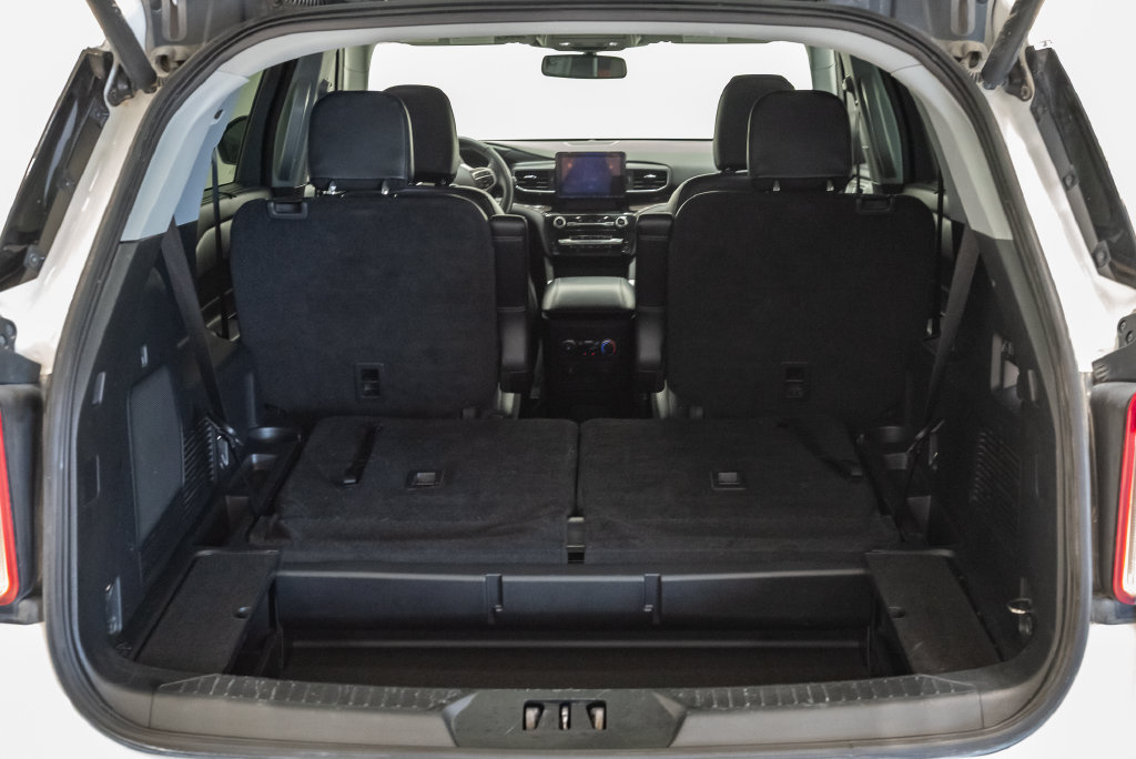 Used 2022 Ford Explorer Limited AWD/4WD image 38